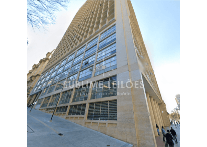 Comercial em leilão em São Paulo - SP — Total de 1.172m² Conjunto comercial no Centro