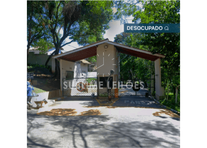 Terreno em leilão em Cotia - SP — Terreno de 360m² | 12m de frente Terreno em Cotia - Cond. fechado