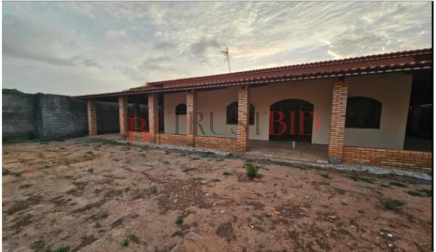 Foto 3 de 10: Casa em leilão em Cascavel - CE, bairro Jardim Primavera — LOTE 13 - CASA | JARDIM PRIMAVERA - CASCAVEL/CE LEILÃO DE IMÓVEIS | BANCO INTER