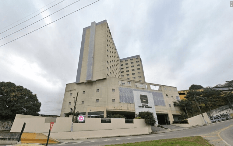 Foto 2 de 2: Casa em leilão em Petrópolis - RJ — 02 APART-HOTEIS E 01 CASA - RJ